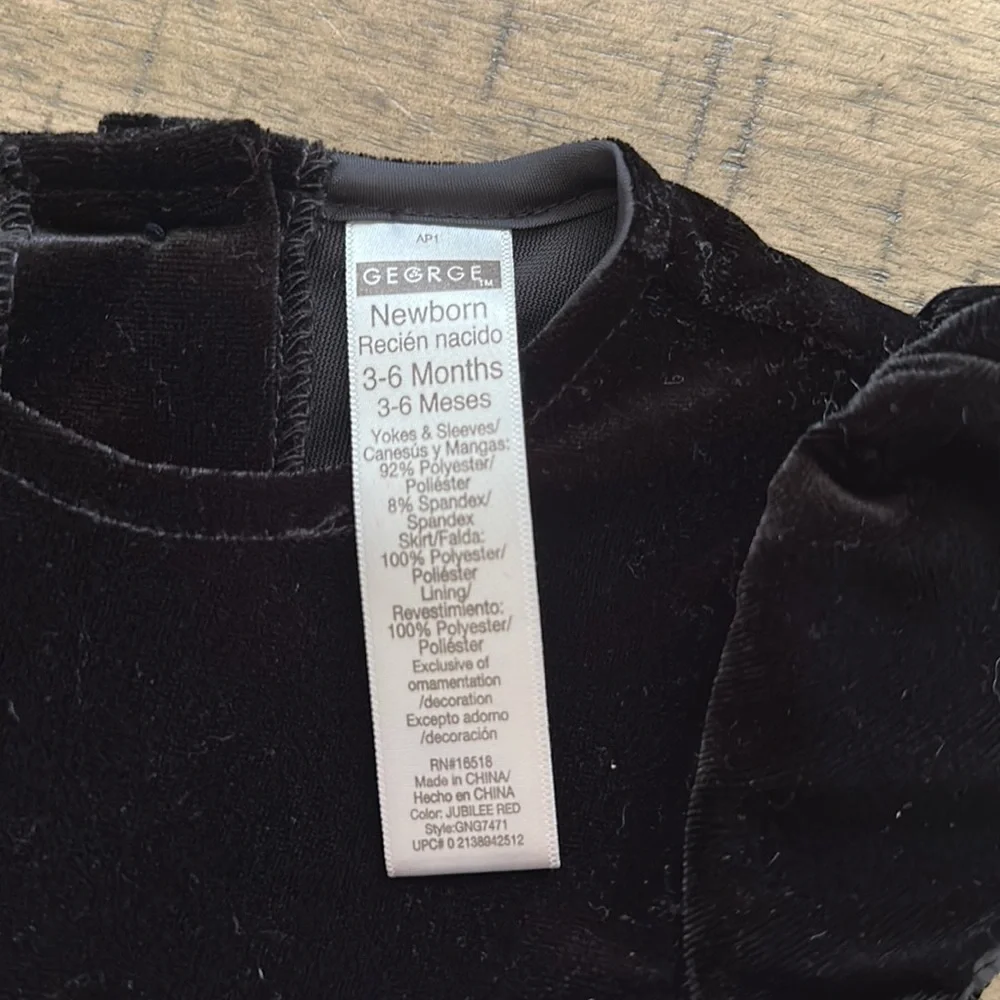 Fancy Christmas Dress - Picture 7 of 7